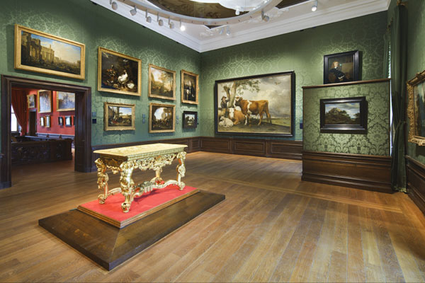 Mauritshuis Museum interior